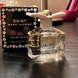Marc Jacobs Daisy Perfume